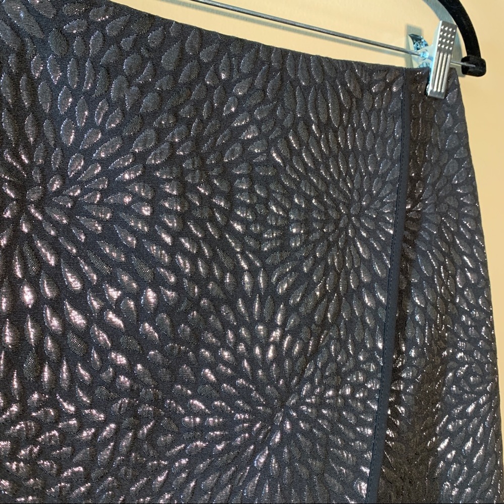 LOFT Petite holiday skirt, metallic black/silver shine - Picture 6 of 9
